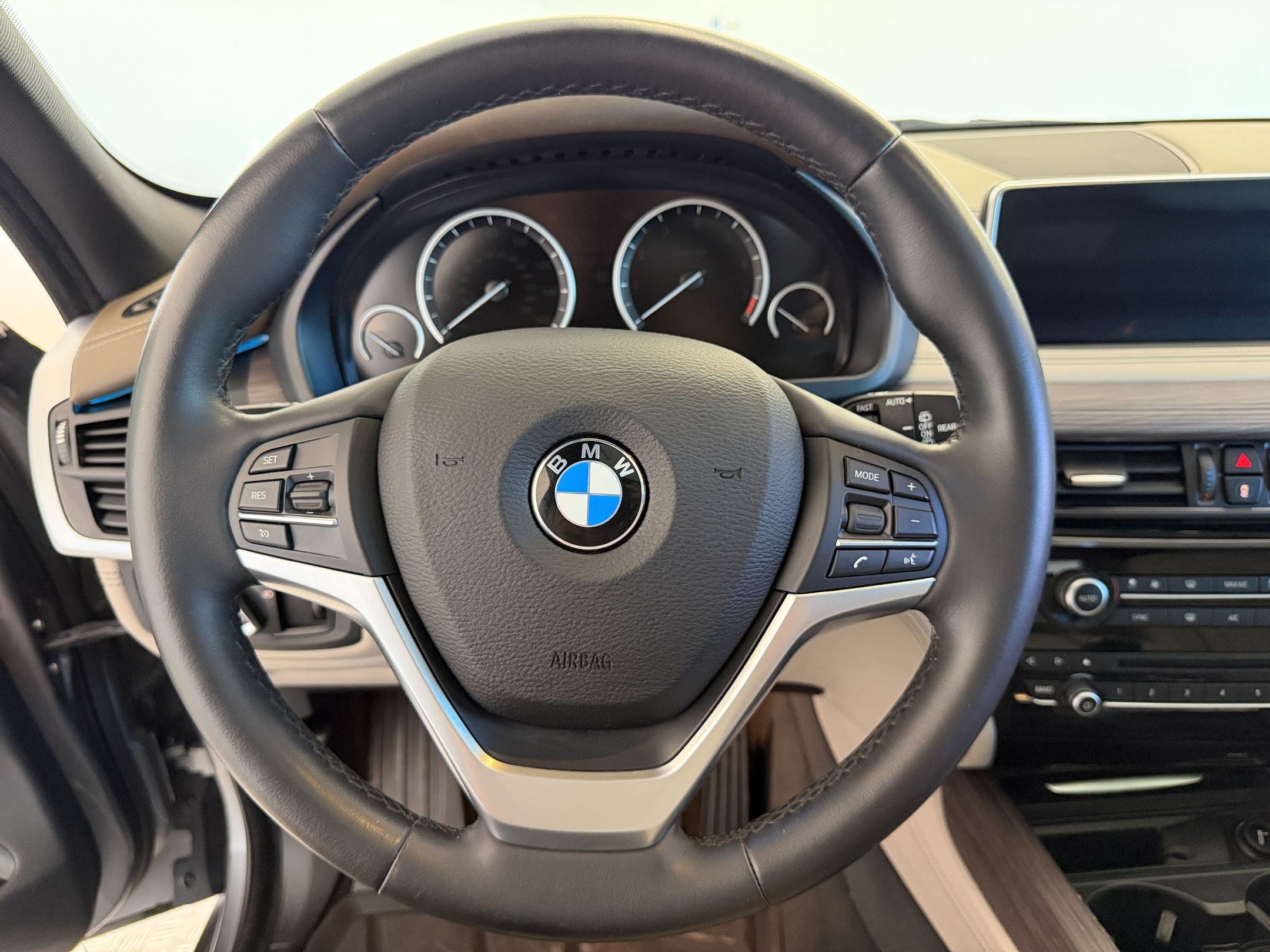 Used 2017 BMW X5 xDrive35i AWD/4WD image 11