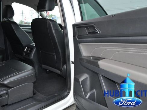 Used 2022 Volkswagen Atlas SE image 15