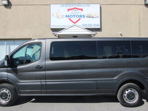 Used 2016 Ford Transit 350 XL image 5