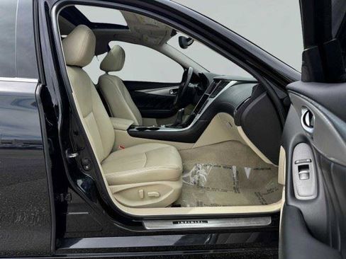 Used 2020 INFINITI Q50 Luxe w/ Essential Package (3.0T Luxe) RWD image 39