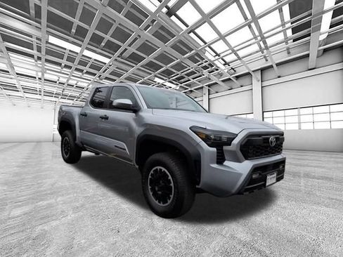 Used 2024 Toyota Tacoma TRD Off-Road AWD/4WD image 1