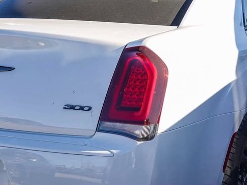 Certified 2023 Chrysler 300 Touring L image 11