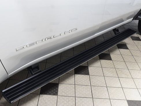 Used 2022 GMC Sierra 3500 Denali w/ Denali Ultimate Package image 30