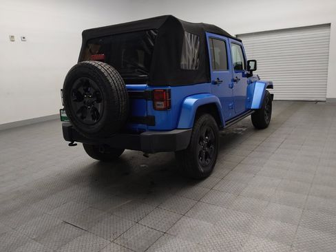Used 2015 Jeep Wrangler Unlimited Sahara AWD/4WD image 9