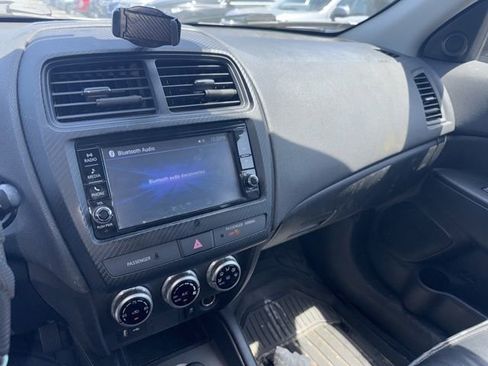 Used 2021 Mitsubishi Outlander Sport Black Edition image 8