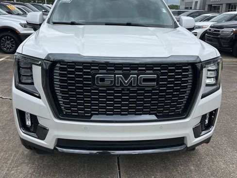 Used 2023 GMC Yukon XL Denali Ultimate AWD/4WD image 34