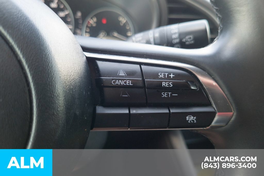 Used 2024 MAZDA MAZDA3 s FWD image 10