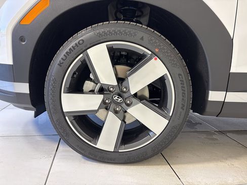 New 2026 Hyundai Santa Fe Limited image 9