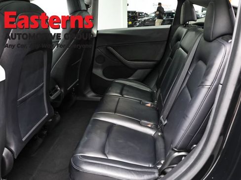 Used 2021 Tesla Model Y Long Range AWD/4WD image 15