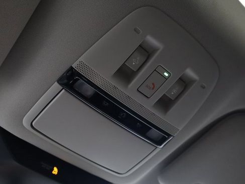 Certified 2025 Nissan Murano SL w/ Cargo Package image 23