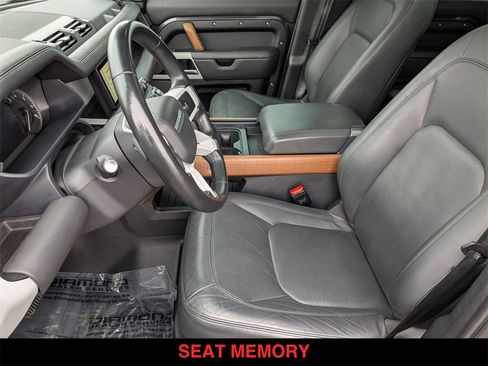 Used 2023 Land Rover Defender 110 SE image 12