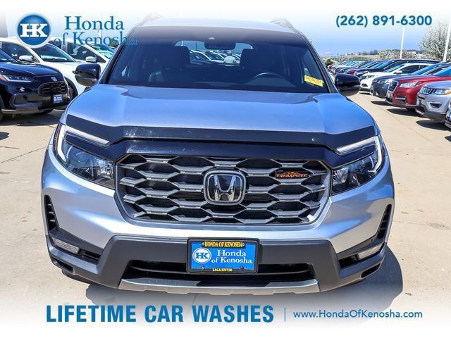 Used 2023 Honda Passport TrailSport image 8
