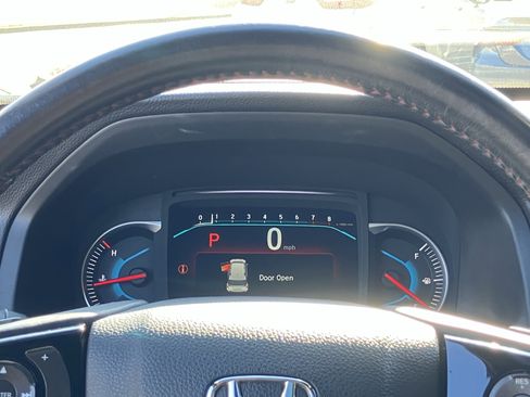 Used 2022 Honda Pilot Black Edition image 23