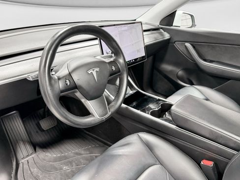 Used 2020 Tesla Model Y Long Range AWD/4WD image 16