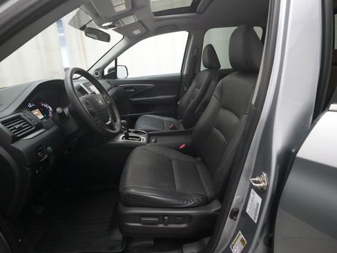 Certified 2019 Honda Ridgeline RTL image 6