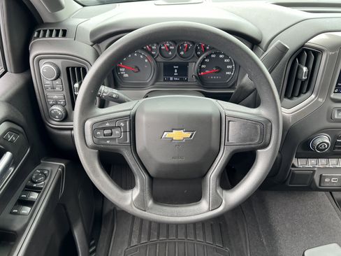 Used 2026 Chevrolet Silverado 1500 Custom AWD/4WD image 23