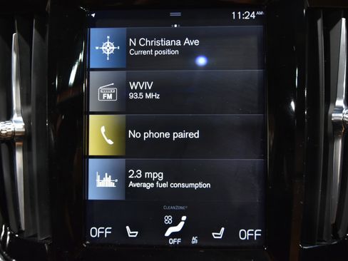 Used 2017 Volvo S90 T6 Momentum w/ Vision Package image 23