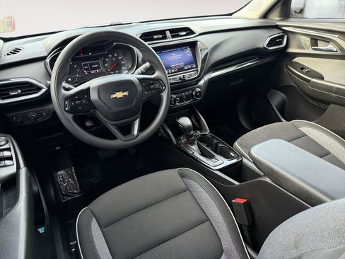 Used 2023 Chevrolet TrailBlazer LT w/ Convenience Package image 15