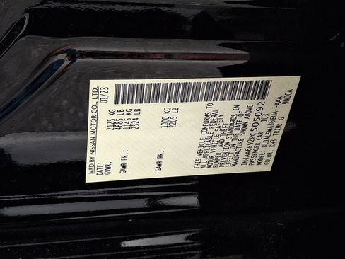 Used 2023 Nissan Maxima SR w/ Sport Mat Group FWD image 24