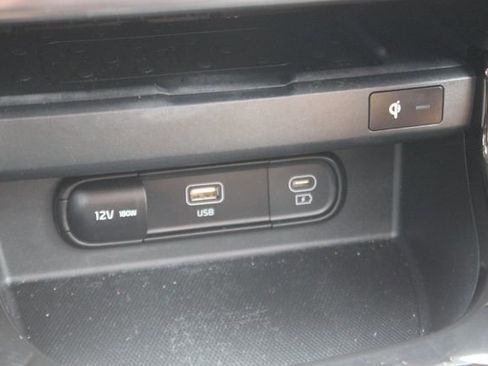 Certified 2024 Kia Seltos EX AWD/4WD image 10