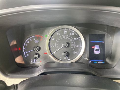 Used 2020 Toyota Corolla LE image 16