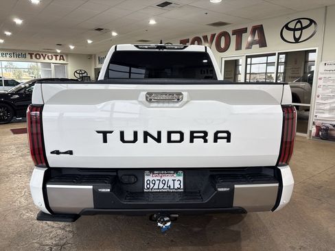 Used 2022 Toyota Tundra Limited AWD/4WD image 9