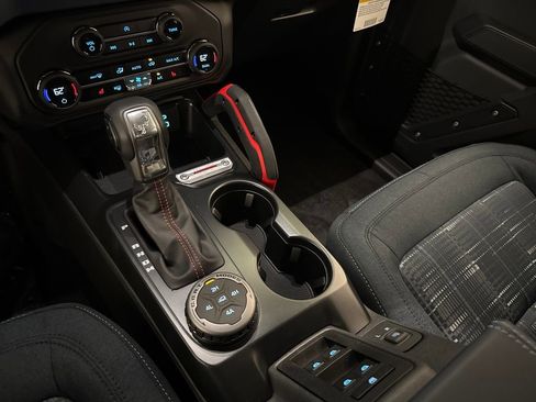 New 2025 Ford Bronco Heritage Edition image 14