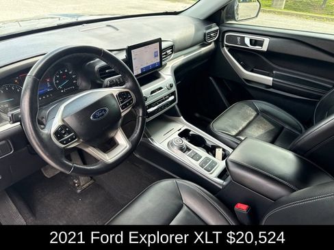 Used 2021 Ford Explorer XLT w/ Equipment Group 202A RWD image 10