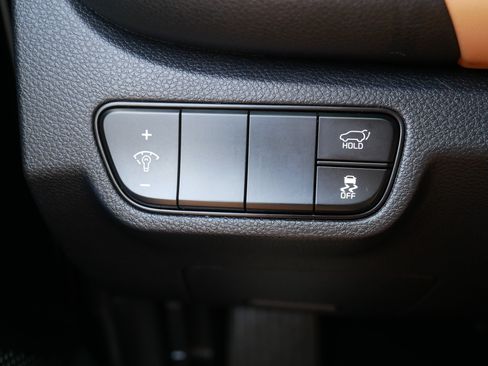 Certified 2024 Kia Seltos SX w/ SX Sunroof Package AWD/4WD image 26