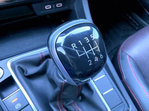 Used 2023 Volkswagen Jetta GLI Autobahn FWD image 36