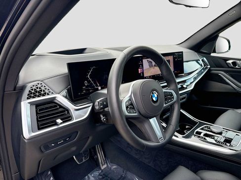 Certified 2026 BMW X5 xDrive40i w/ M Sport Package AWD/4WD image 12