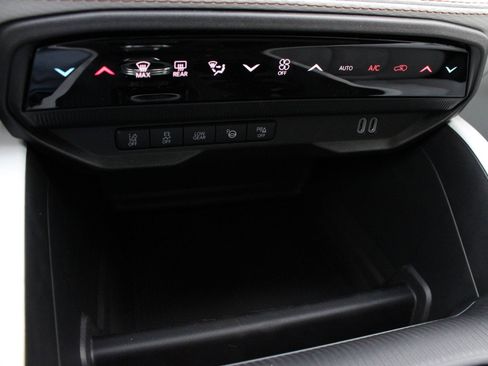 New 2026 Jeep Cherokee Overland AWD/4WD image 46