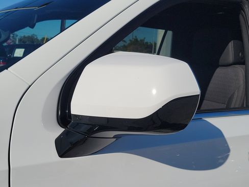 Used 2023 Chevrolet Tahoe LS image 11