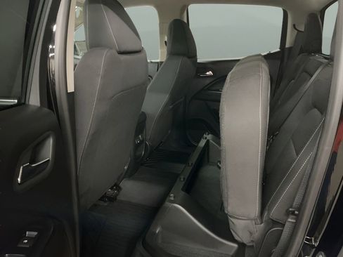 Used 2020 GMC Canyon SLE image 18