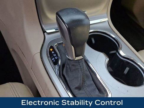 Used 2018 Jeep Grand Cherokee Limited w/ Luxury Group II image 19