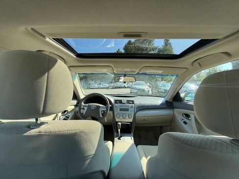Used 2009 Toyota Camry LE FWD image 37