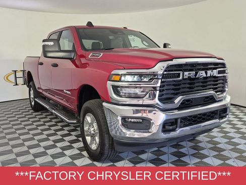 Used 2026 RAM 2500 Big Horn AWD/4WD image 2