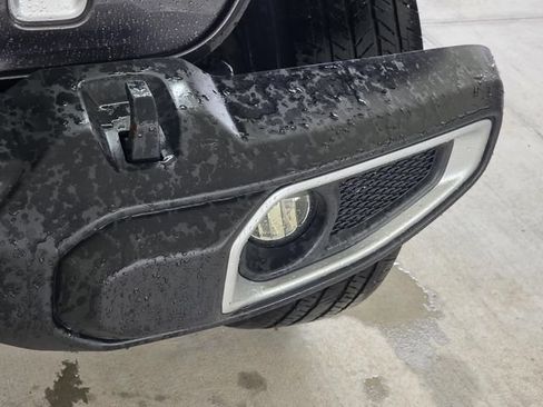 Used 2019 Jeep Wrangler Unlimited Sahara w/ Safety Group AWD/4WD image 23