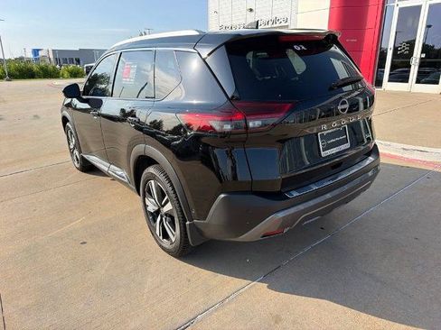 Certified 2023 Nissan Rogue SL w/ SL Premium Package FWD image 5