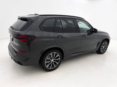 New 2026 BMW X5 M60i w/ Climate Comfort Package AWD/4WD image 4