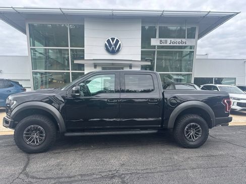 Used 2020 Ford F150 Raptor w/ Equipment Group 802A Luxury AWD/4WD image 3