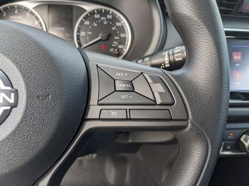 New 2025 Nissan Kicks Play S image 36