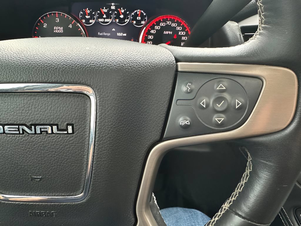 Used 2015 GMC Yukon Denali w/ Touring Package AWD/4WD image 29