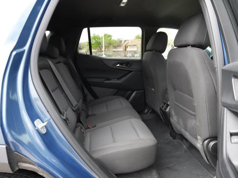 Used 2025 Chevrolet Equinox LT image 24
