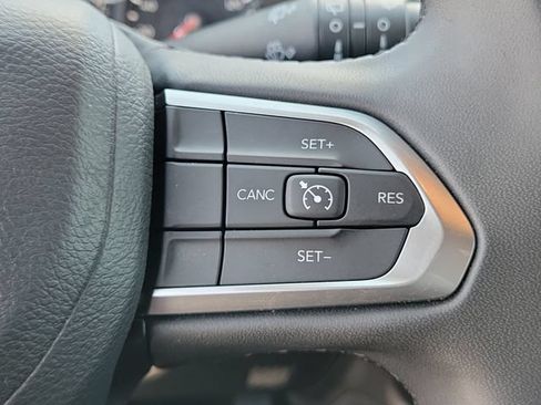 Used 2024 Jeep Compass Latitude AWD/4WD image 26