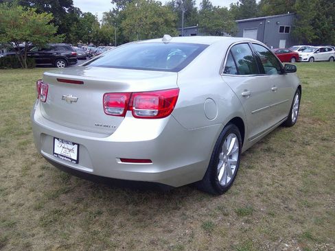 Used 2013 Chevrolet Malibu LT image 4