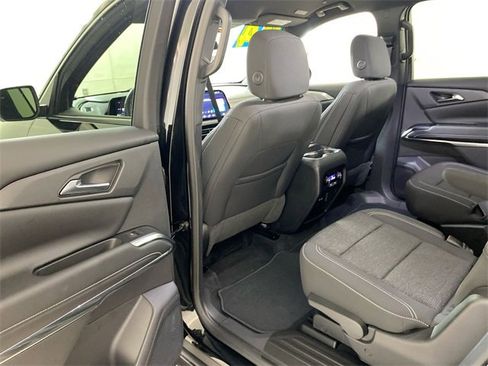 Certified 2024 Chevrolet Traverse LT w/ LPO, Floor Liner Package image 29