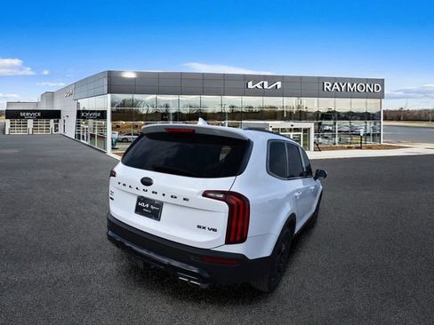 Certified 2021 Kia Telluride SX w/ SX Prestige Package AWD/4WD image 4