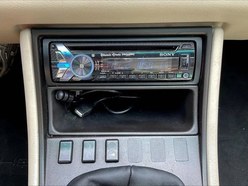 Used 1989 Porsche 944 S2 image 35