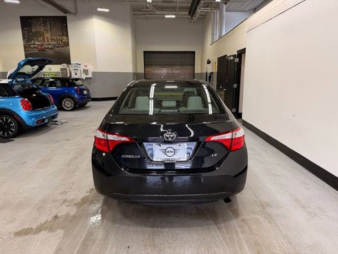 Used 2015 Toyota Corolla LE image 4